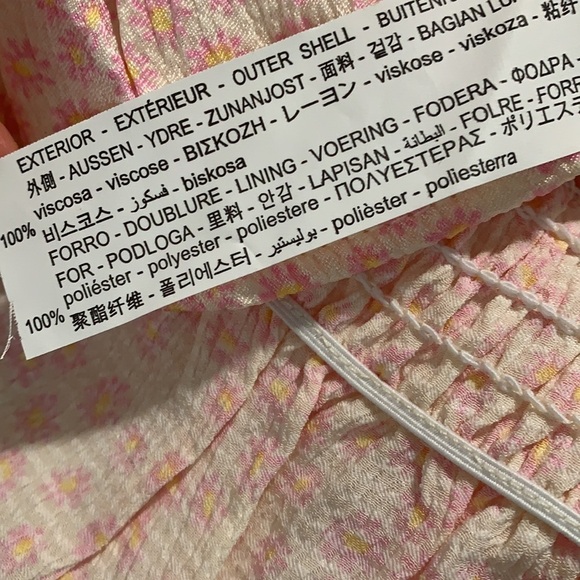 🌹NWT. Zara Pink/White Floral Print Textured Mini Dress. Size M. - Picture 9 of 10